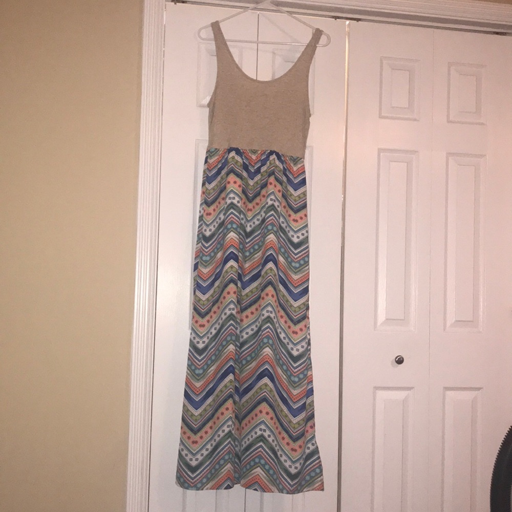 Sleeveless Maxi Dress